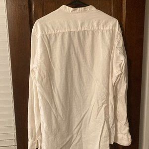 H&M collarless white shirt